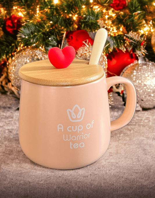 Muggly - Tasse en céramique avec couvercle à cœur et cuillère